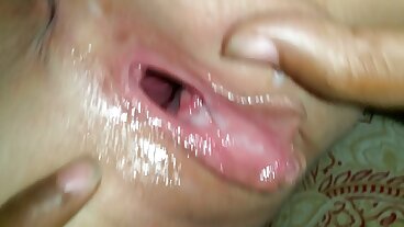 בורר חיים: אלכסיס קריסטל מבקשת ממך להיות תורם הזרע שלה בפורנו-HD