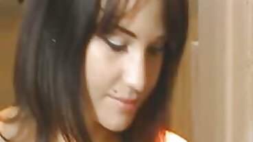 BrattyMilf: נתפסה את האמא החורגת מאוננת במיטה שלי בפורנו HD עם Ashlyn Peaks