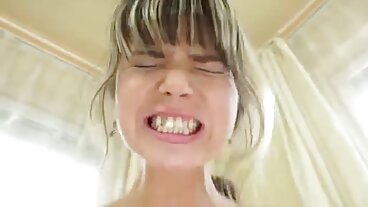 MILFest Babe Ever Rachael Cavalli צריך זין 2 למד!
